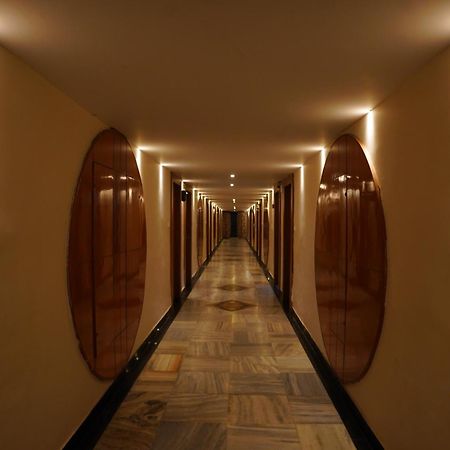 Hotel Grand Nagarjuna By Konark Hotels Гунтур Экстерьер фото